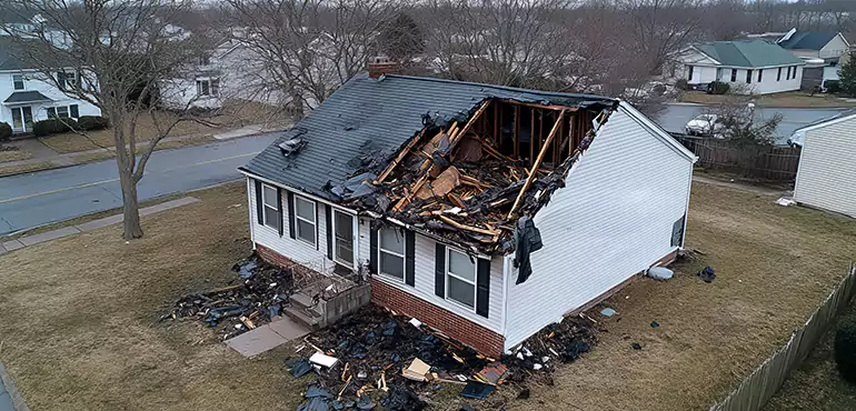 Why Choose Us for Selling Damaged House in Bakersfield, CA?