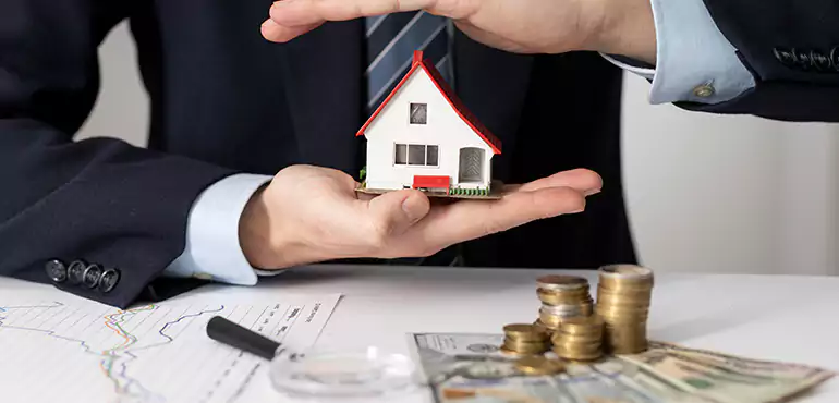 Who Do We Buy Houses From in Bakersfield, CA?