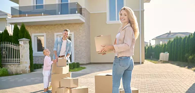Why Bakersfield Homeowners Prefer Working with Us Instead of a Realtor